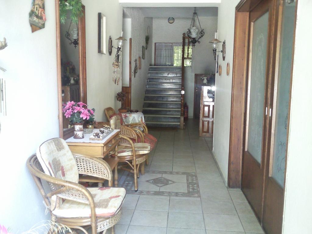 Katerina Hotel Chorefton Exterior photo