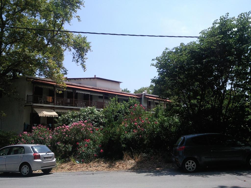 Katerina Hotel Chorefton Exterior photo